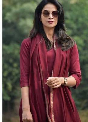 Maroon Color Indian Solid Straight Salwar Kameez Kurti Pant Set for Women 3