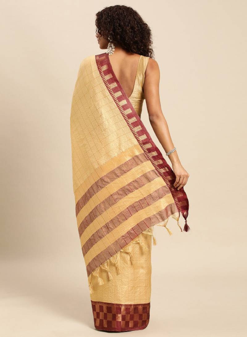 Checked zari saree