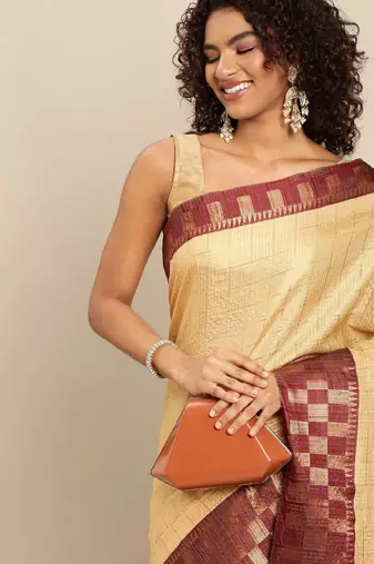 Checked zari saree