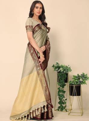 Ethnic motifs woven design zari banarasi saree 2