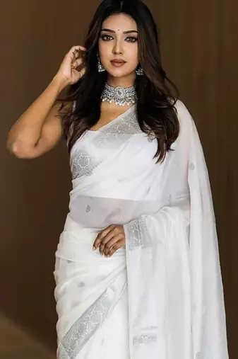 Woven design zari banarasi saree