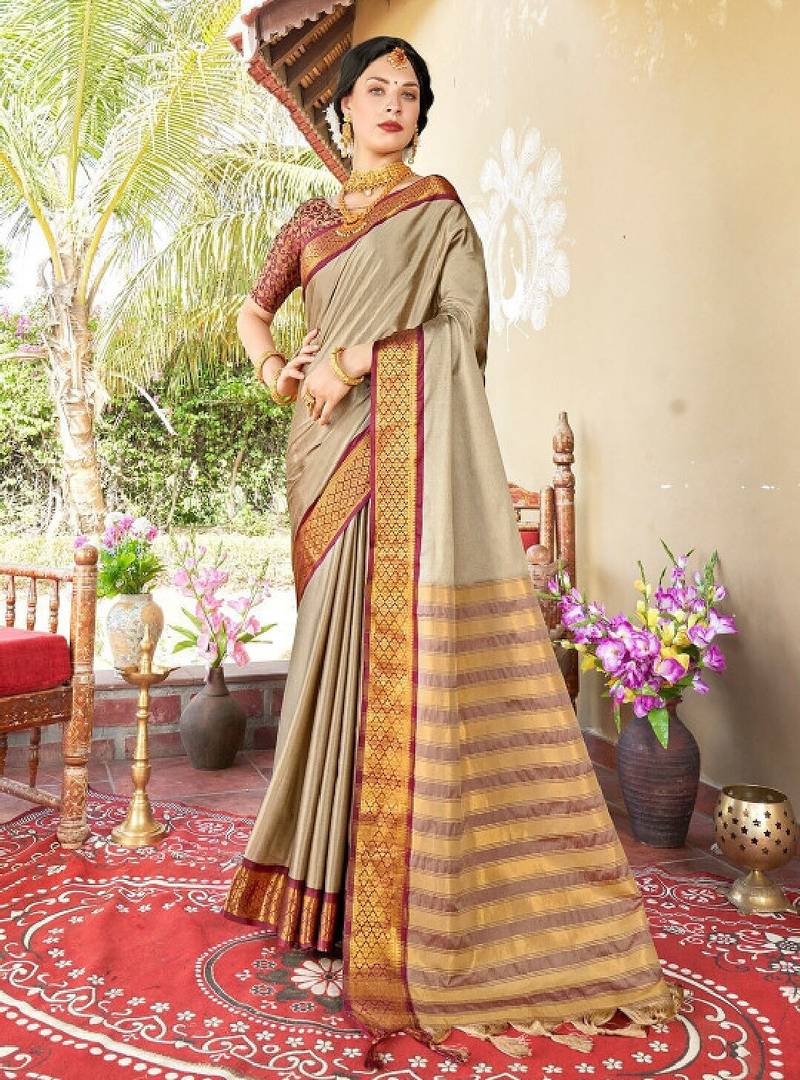 Beige & goldtoned zari banarasi saree