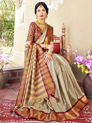 Beige & goldtoned zari banarasi saree 3
