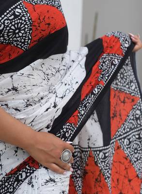 Batik printed mulmul cotton block print saree 4