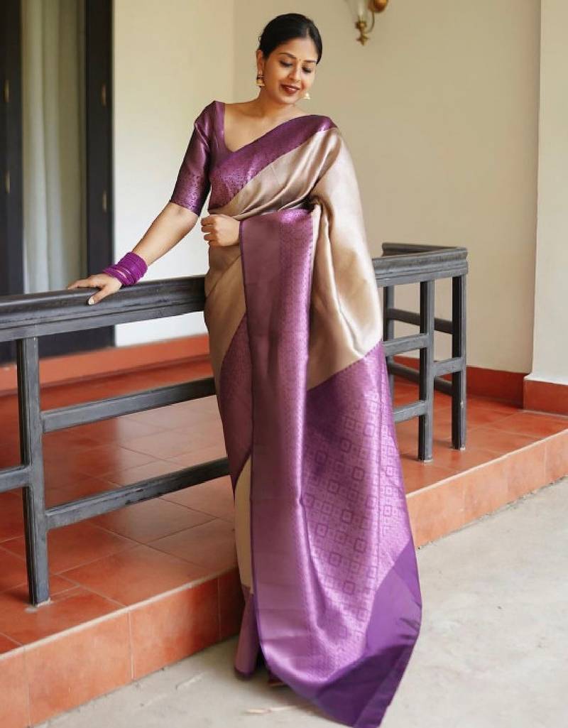 Woven design zari kanjeevaram saree