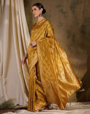 Woven design zari silk blend kanjeevaram saree 2