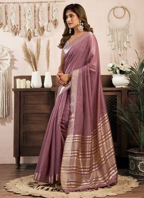 Mauve khadi cotton saree with golden zari border and brocade blouse 2