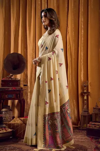 Cream cotton blend katha work saree with blouse piece