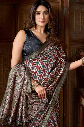 Multicolor faux crepe silk printed saree with blouse piece
