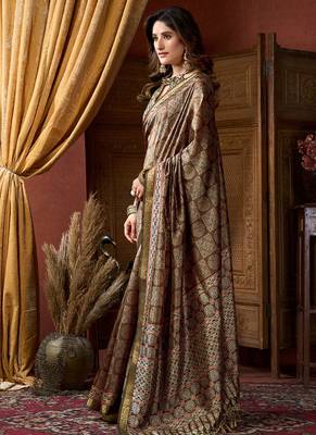 Brown faux crepe silk printed saree with blouse piece 2