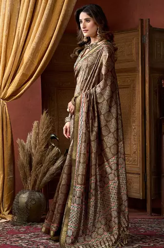 Brown faux crepe silk printed saree with blouse piece