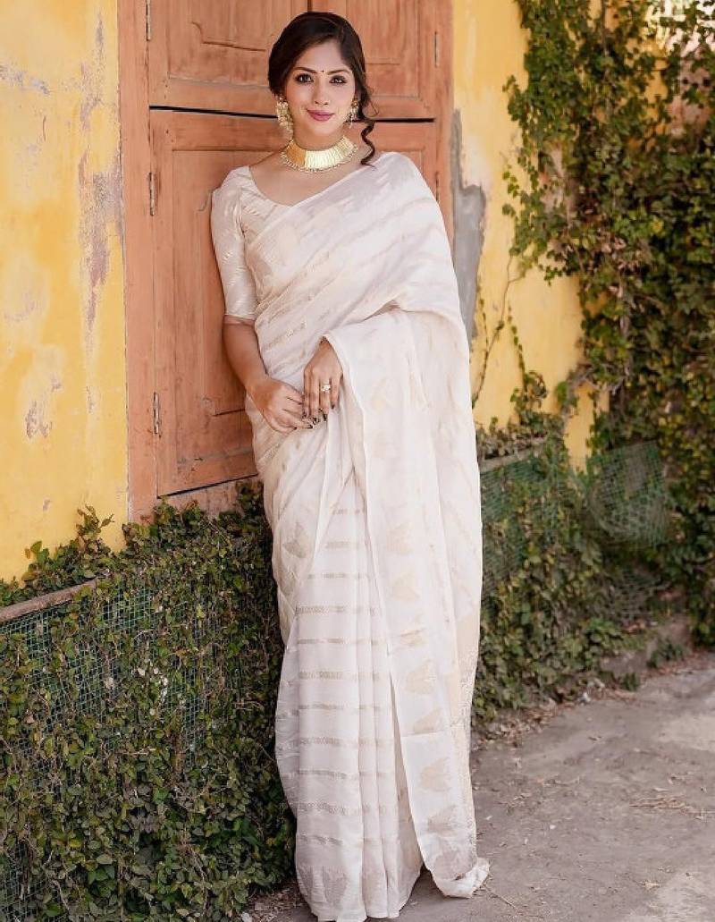 Woven design zari kanjeevaram saree