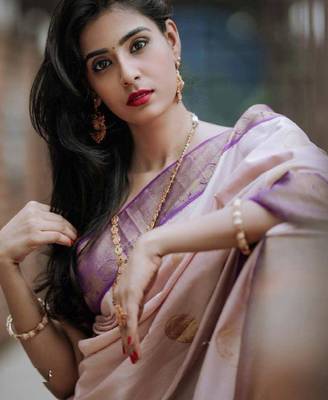 Woven design zari kanjeevaram saree 4
