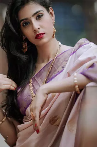 Woven design zari kanjeevaram saree