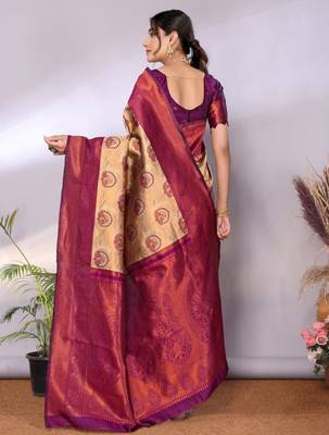 Ethnic motifs woven design zari kanjeevaram saree 3