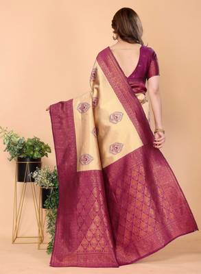 Ethnic motifs woven design kanjeevaram saree 3