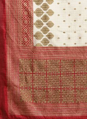 Cream-coloured & maroon printed kasavu saree 4