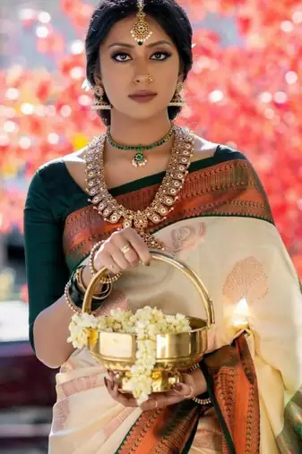 Woven design zari art silk kanjeevaram saree