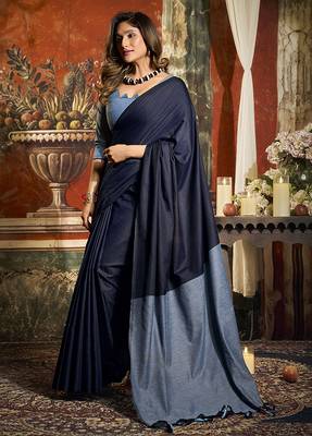 Navy blue cotton blend saree with contrast pallu & unstiched blouse piece 2