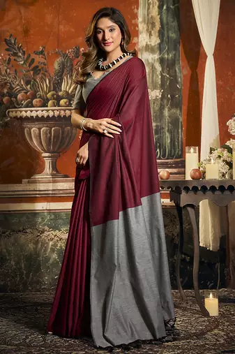Maroon cotton blend saree with contrast pallu & unstiched blouse piece