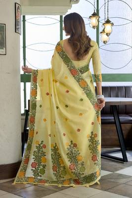 Light yellow floral printed linen jacquard saree with unstiched blouse piece 3
