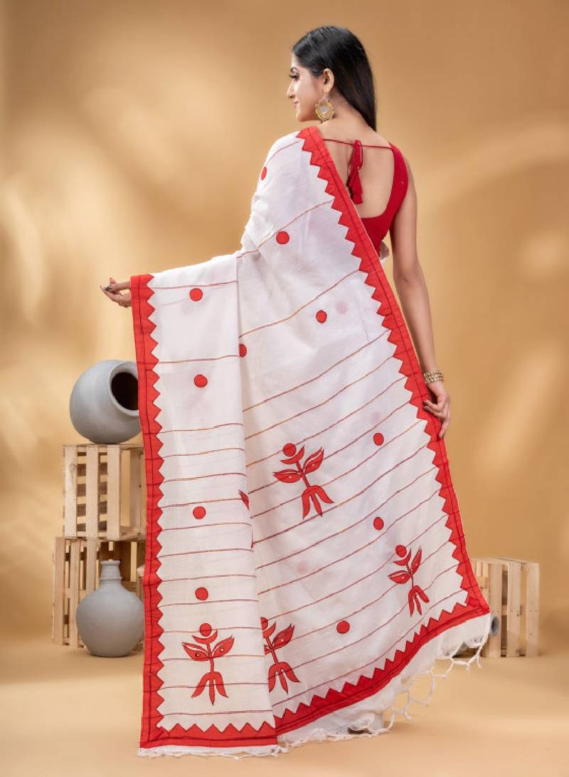 Geometric woven design pure cotton taant saree
