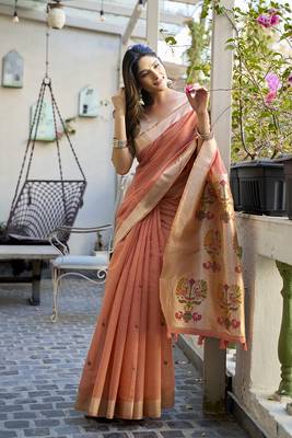 Peach cotton blend jacquard saree with traditional paithani pallu 3