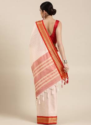 White & red checked zari silk cotton saree 3