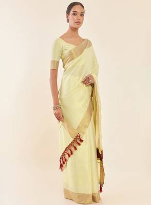 Off-white & gold zari tissue kasavu saree 2