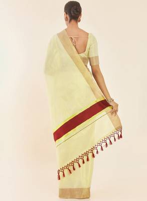 Off-white & gold zari tissue kasavu saree 3