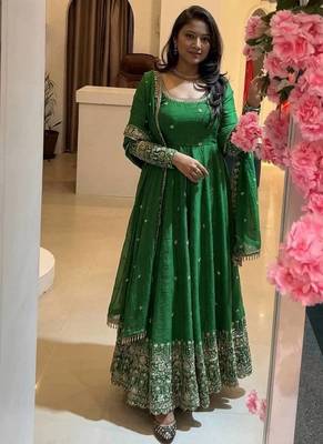  green georgette embroidered anarkali suit with dupatta and pant 3
