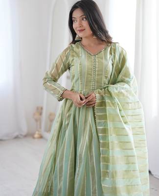  pista green festive anarkali suit set 2