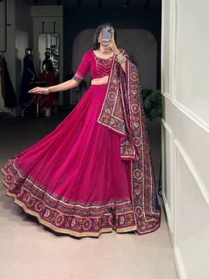 Pink Navaratri Special Gamthi Print With Gotta Patti Lace Touch Up Lehenga with Stitched Blouse 2