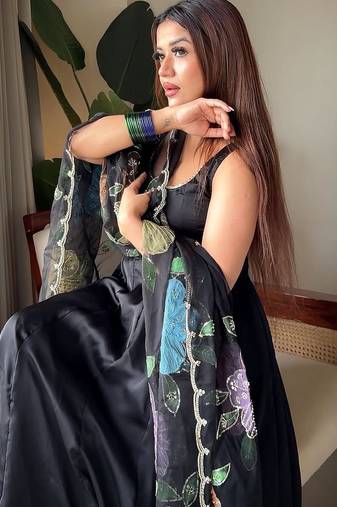 Black natural crepe anarkali suit set with printed tabby silkblend dupatta