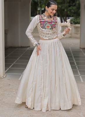 Off White Navaratri Special Gota Patti Work Lehenga with Gamthi Mirror Patch & Cowrie Lace work Choli 5