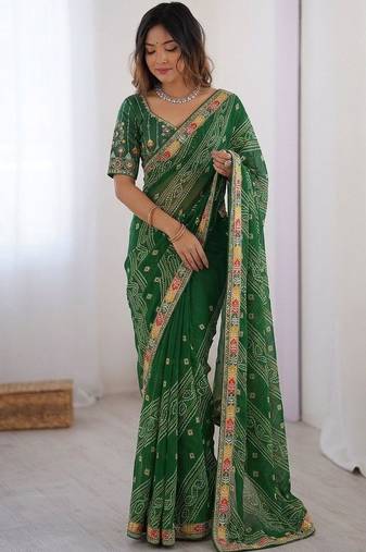 Green soft georgette digital print saree with embroidered border & banglory silkblend blouse