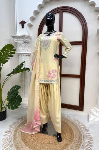 Cream heavy rayon kurta farshi palazzo set with shaded tabby silk blend dupatta