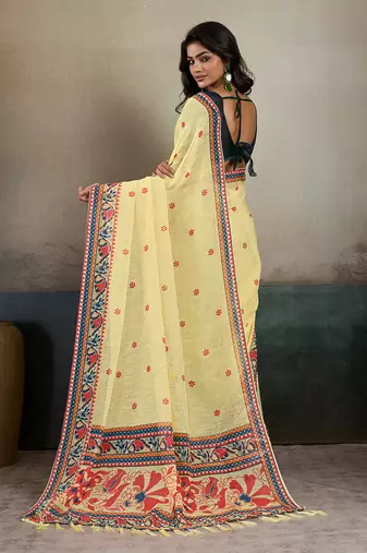 Printed floral ethnic motifs linen digital saree with blouse piece