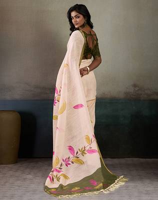 Printed floral ethnic motifs linen digital saree with blouse piece 3