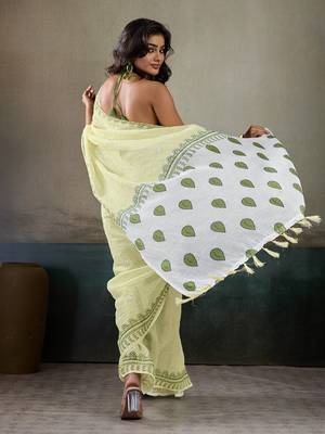 Printed floral ethnic motifs linen digital saree with blouse piece 3