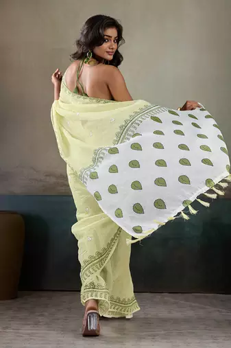 Printed floral ethnic motifs linen digital saree with blouse piece