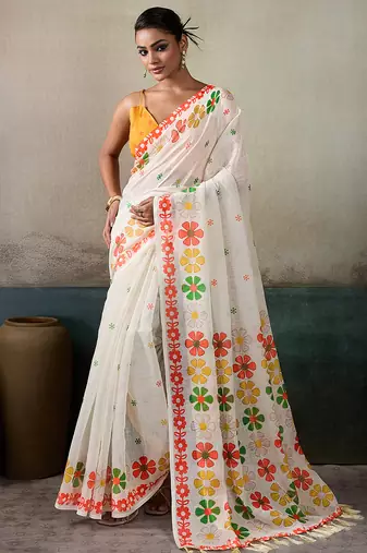 Printed floral ethnic motifs linen digital saree with blouse piece