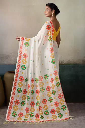 Printed floral ethnic motifs linen digital saree with blouse piece