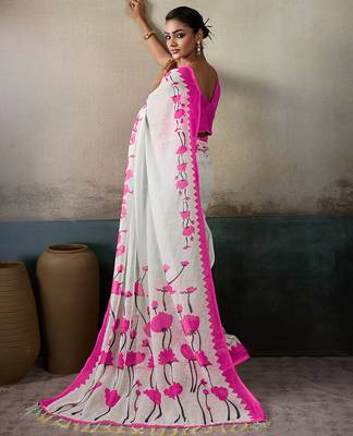 Printed floral ethnic motifs linen digital saree with blouse piece 3