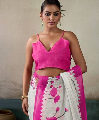 Printed floral ethnic motifs linen digital saree with blouse piece 5