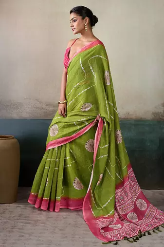 Printed floral ethnic motifs linen digital saree with blouse piece