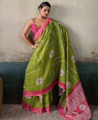Printed floral ethnic motifs linen digital saree with blouse piece 4