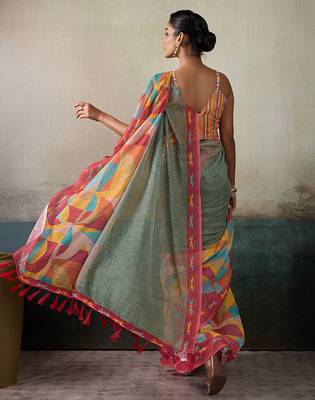 Printed floral ethnic motifs linen digital saree with blouse piece 3