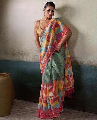 Printed floral ethnic motifs linen digital saree with blouse piece 4