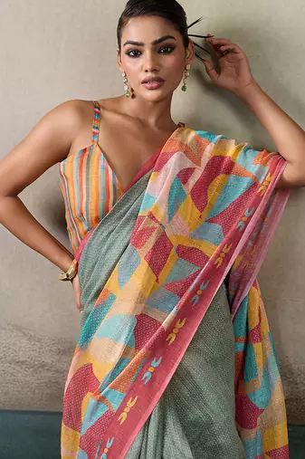 Printed floral ethnic motifs linen digital saree with blouse piece